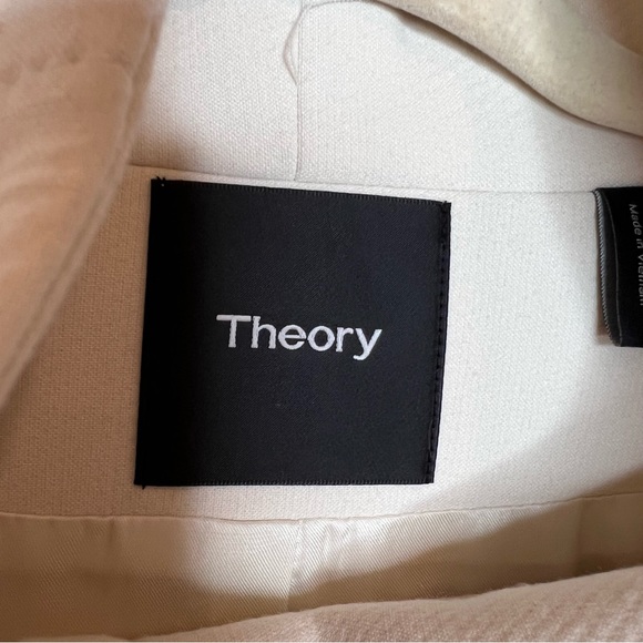 THEORY Christoris Pioneer Swing Coat in Cream. Size Medium - Picture 12 of 15